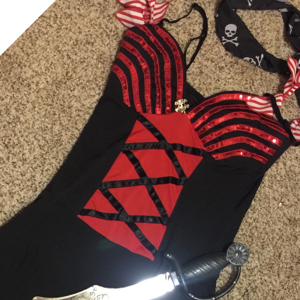 Sexy pirate Halloween costume